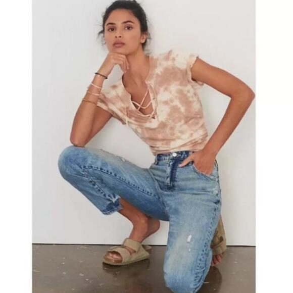 ANTHROPOLOGIE Pilcro Acid Wash High Waisted Distressed straight Jeans Size 26 P - Picture 1 of 8